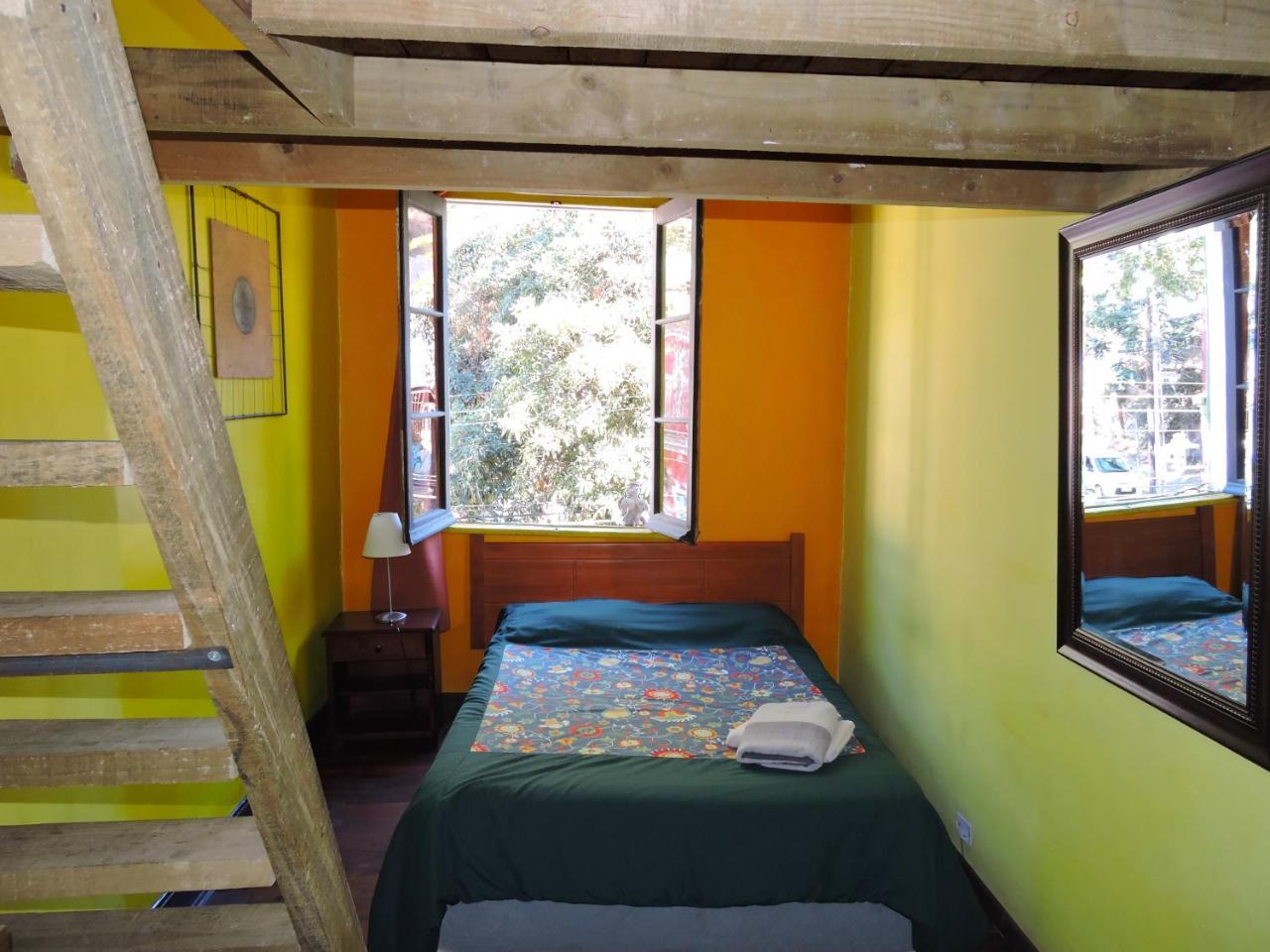Hostal Casa Limón *