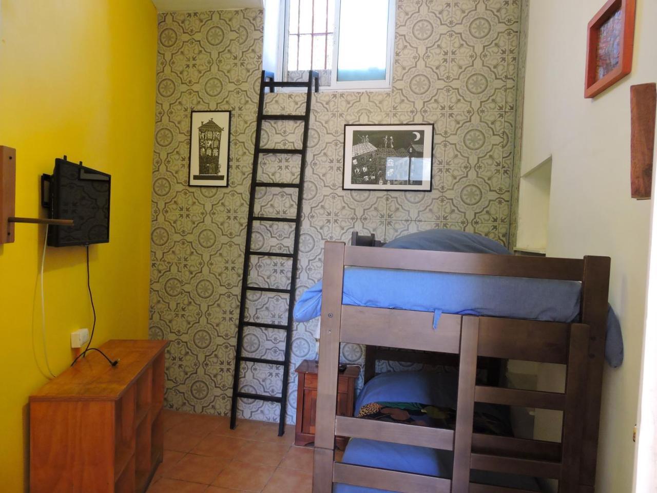 Casa Limon Albergue